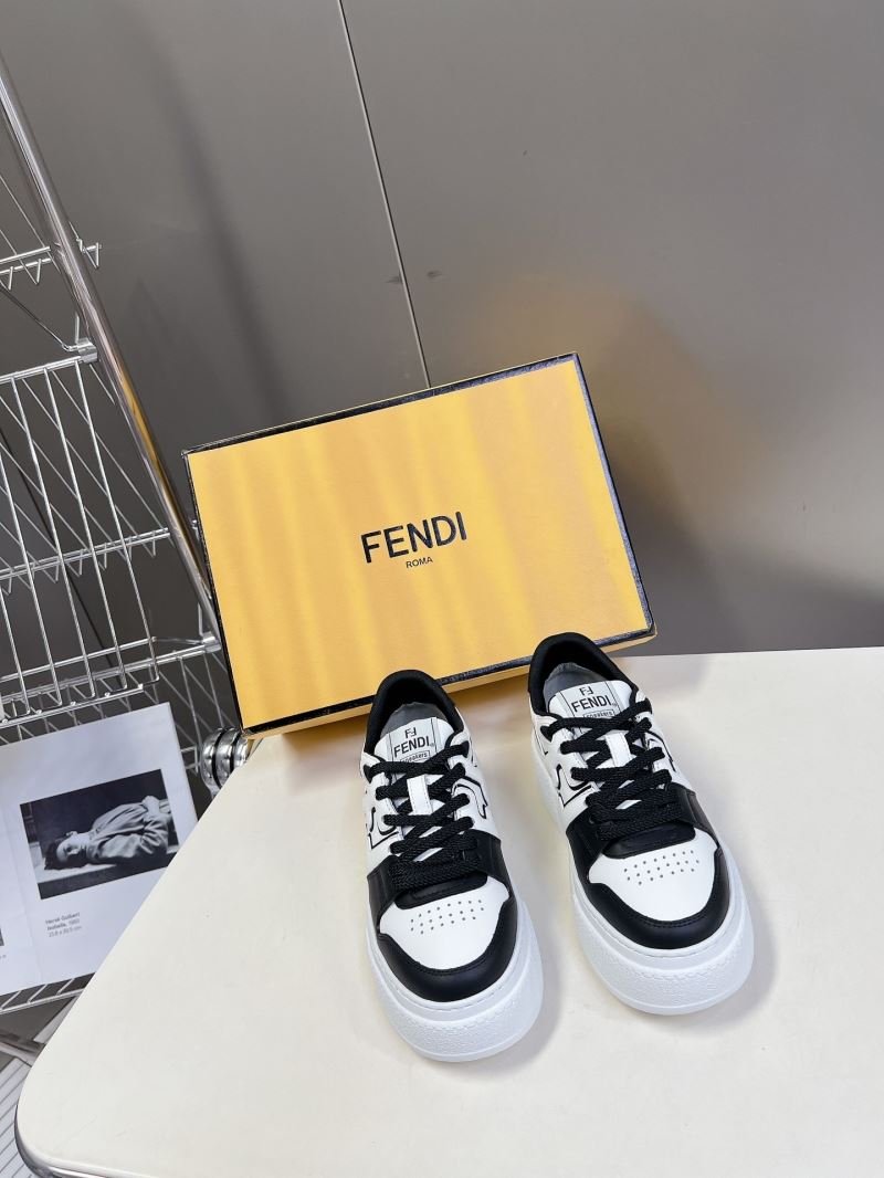 Fendi Low Shoes